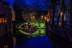 2022 Brugge bij het invallen van de avond