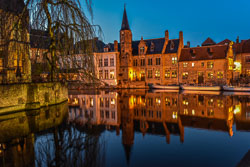 2022 Brugge bij het invallen van de avond 2022 Brugge bij het invallen van de avond